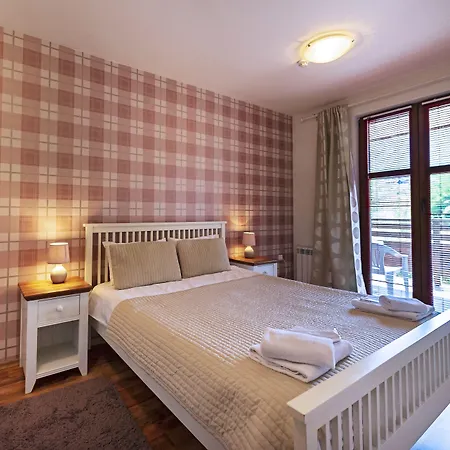 Apartment Mountain View