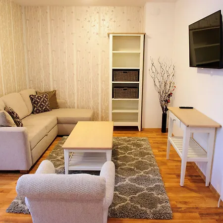 Apartment Mountain View