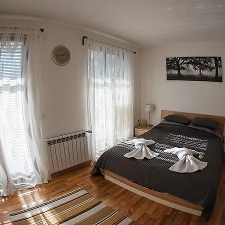 Apartment Mountain View